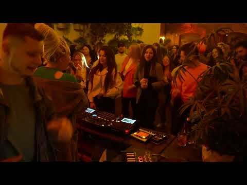 LIVE PERFORMANCE: Lilova - Maki [trndmsk]