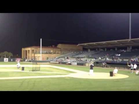 Brett Helmer vs Kevin Kennington - FINAL ROUND -  Home Run Derby - 2013 USSSA Dual