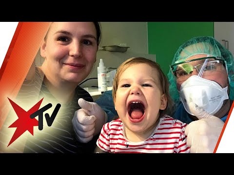 Erste Gehversuche nach Therapie: Hilft Hannah das teuerste Medikament der Welt?  | stern TV