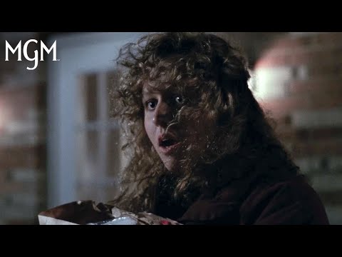 THE SILENCE OF THE LAMBS (1991) | Buffalo Bill Kidnaps Catherine | MGM