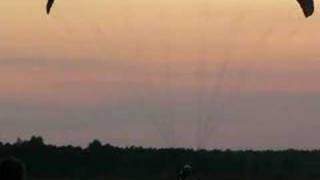 preview picture of video 'kermitt1 landing'