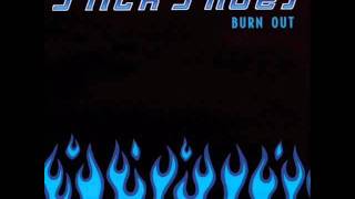 East on tracks - Slick shoes