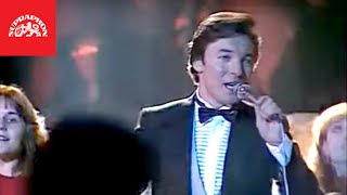 Videoklip: Karel Gott - Holka v domě s textom piesne Videoklip Karel Gott - Holka v domě s textom piesne