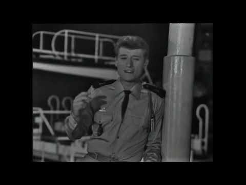Johnny Hallyday  -  Lass die leute doch reden ( Rendez-vous sur le Rhin )