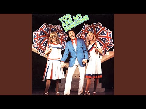 It Had To Be You / I'll Get By / I'll String Along With You / I'll Be Seeing You