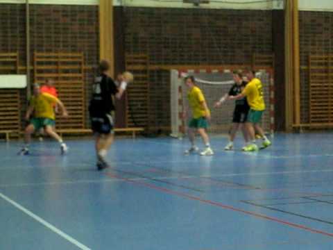 Mini sätter 11-14 från M9 mot HK Björnen