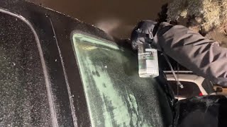 2 tips to open a frozen car door