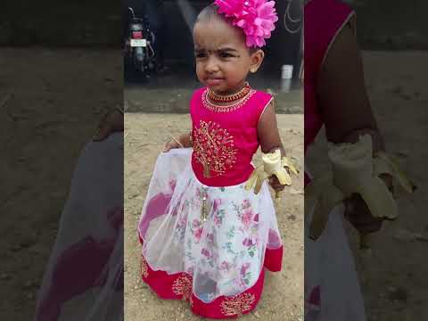 ருத்திகா பாப்பாவின் சைக்கிளை water wash க்கு விட்டாச்சு😍