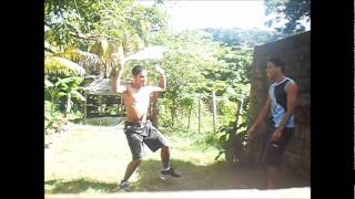 calle 13 algo con sentido residente o visitante.... original. repotenciado.wmv