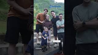 Dikenal Rendah Hati! Sikap Lesti Kejora-Rizky Billar saat Pulang Kampung Dipuji, Ramah Sapa Warga