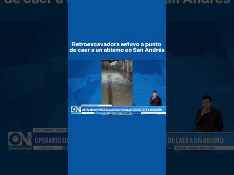 Retroexcavadora casi cae al abismo en San Andrés, Santander