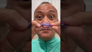 Download lagu ASMR AMERICA'S ORIGINAL DUBBLE BUBBLE GUM GRAPE FLAVOR AND EATING SOUNDS mp3