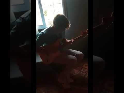 Playing guitar on LSD [Acid Improvisation]