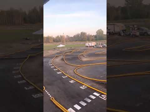 Few laps around the 2022 Quebec classic layout at bego raceway in Naperville dragway !