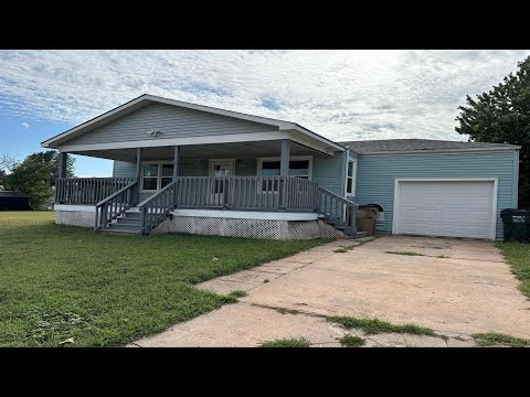 NEW LISTING: 705 N Adams St Medicine Lodge KS 67104