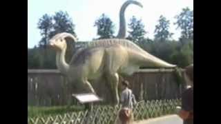 preview picture of video 'Wycieczka po Bałtowie pośrut dinozaurów'