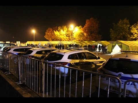 Vlak v Središče ob Dravi pripeljal 1.500 prebežnikov