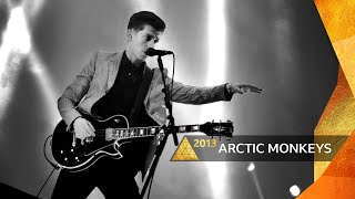 Arctic Monkeys - Brianstorm (Glastonbury 2013)