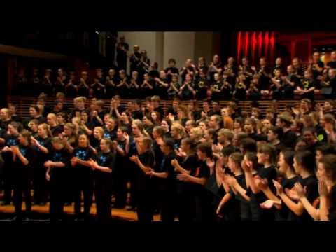 Felix Riebl - Gloria - with Gondwana Choirs