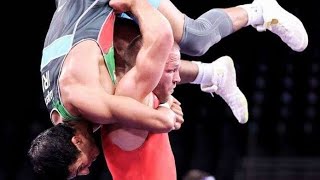 Performing beautiful techniques in wrestling + Flying squirrel technique اجرای فنون زیبا در کشتی izi