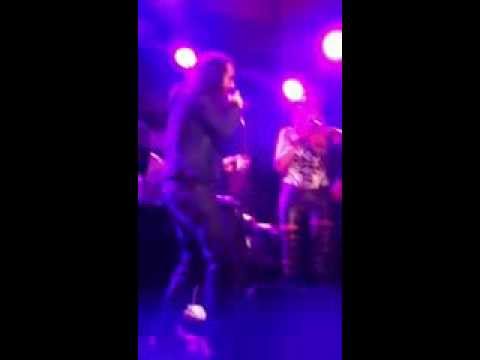 On a qu'une seule vie Tairo / Wonda Wendy