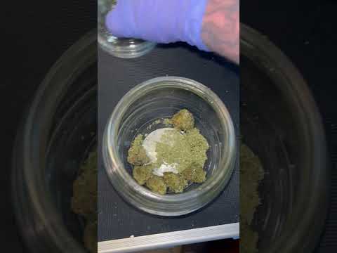 Making moon rocks part 1 #420 #funny #blacktruffles #cat #216 #kush #prank #moonrock