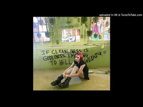 carolesdaughter - wish i wuz dead (prod. Sekko)