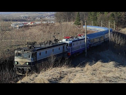 Tren IR1763 Iasi - Timisoara Nord trece prin zona Scheia cu EA863 si EA826 - 27.03.2022