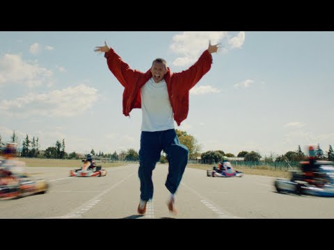 Hervé - Ultra Chelou (Clip Officiel)