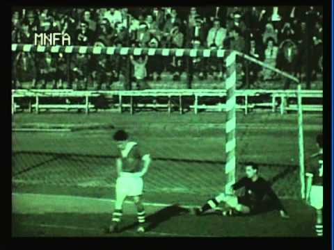 1961 (April 16) Hungary 2-East Germany 0 (Friendly).mpg