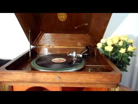 Olavi Virta & Harmony Sisters: Preerian keltainen ruusu, 1955