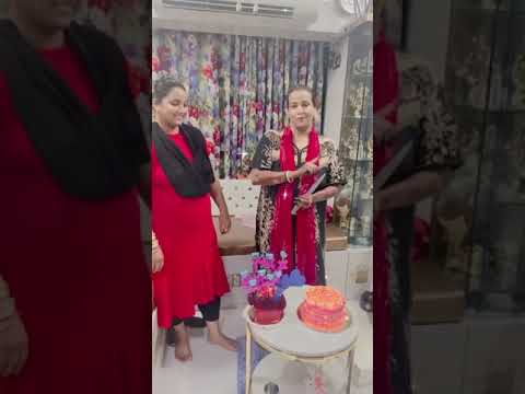 First cake nasreen ka last cake bhi nasreen ka 100k insta family