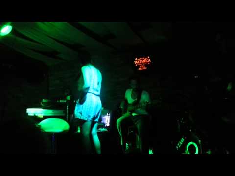 Arzu AKDAŞ - Paprika Live Performance - Vay