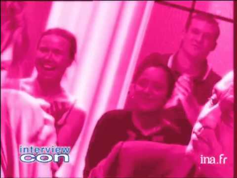 Pause Bisou Kelly Reilly - Archive INA