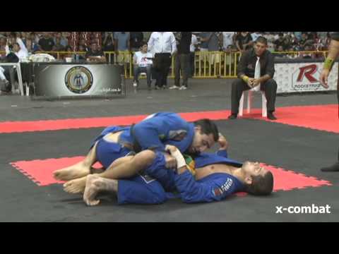 MUNDIAL ROCKSTRIKE 2012 - Kim Terra x Thiago Rocha by X-COMBAT