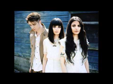 School Of Seven Bells - The Night + lyrics