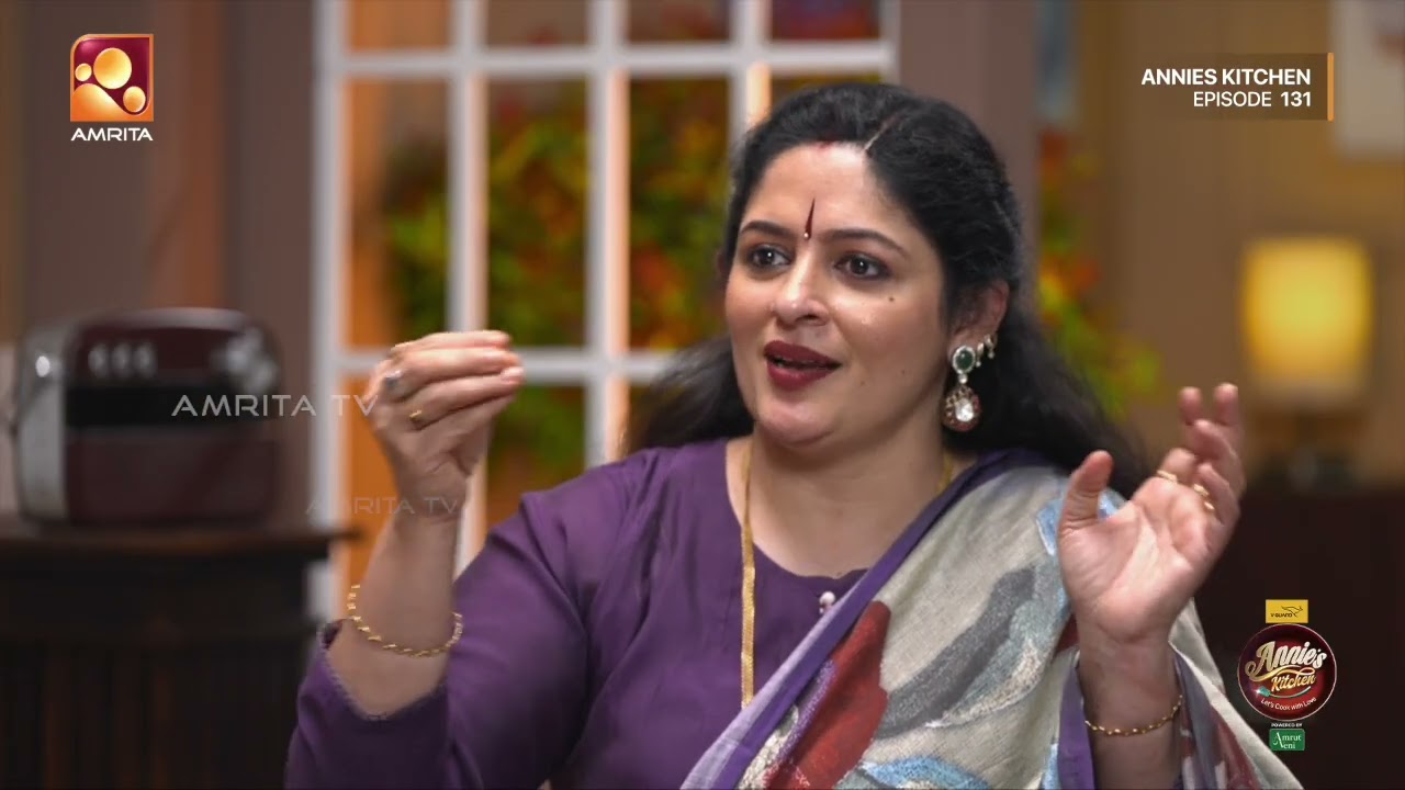 "സിനിമയിലെ ട്രെൻഡിങ് പാട്ടുകൾക്ക് പിന്നിൽ " ഹരിനാരാ?