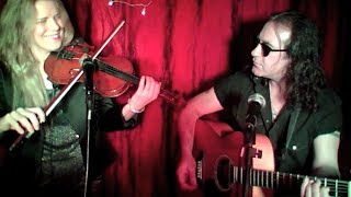 Fairytale of New York - The Pogues (cover by John Mitchell & Sofie Jonsson)