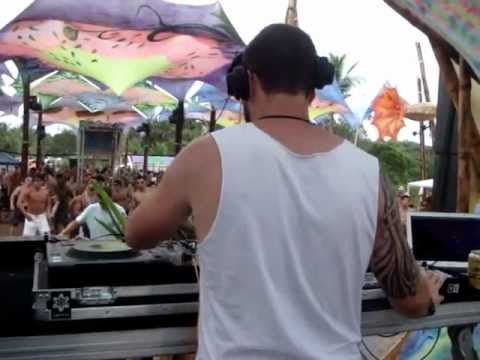 dj Element @ TERRA em TRANSE FESTIVAL - BRASIL