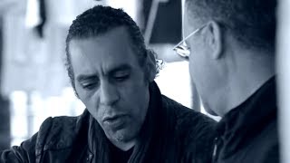 Les oubliés Lyrics English Translation