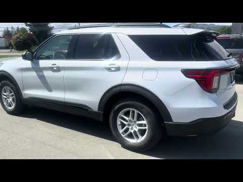 2026 Ford Explorer in White for sale at Van Isle Ford Sales Ltd. in Port Alberni, BC