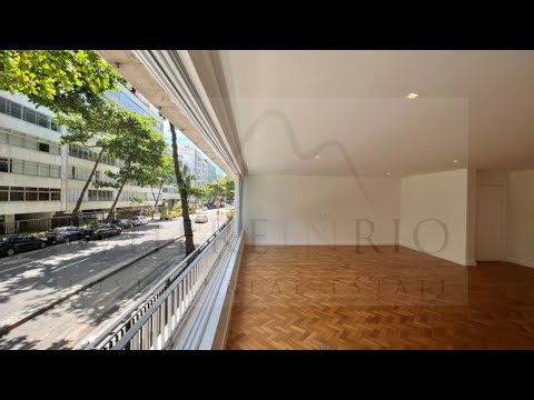 W04.299 - Apartamento reformado de 3 quartos em Ipanema