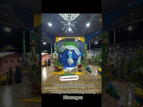Arreglo Navideño del Parque de Telica, León, Nicaragua