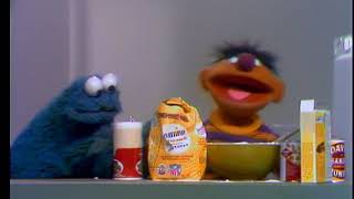 Ernie sings &quot;If I Knew You Were Coming I&#39;d&#39;ve Baked a Cake&quot; (full version, HQ)