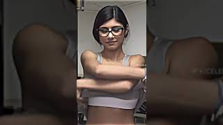 Download lagu 🤤🤤 mia hot boobs 🤤🤤🤤 #mia khalifa mp3