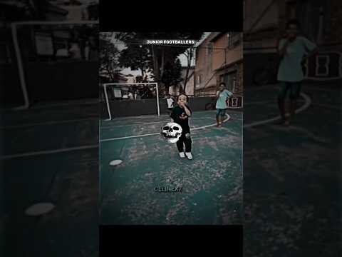 Junior footballers (passo bem solto)