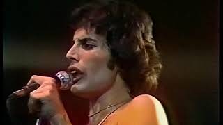 Queen - Rock &#39;N&#39; Roll Medley - Live in London 1977/06/06 [2018 Chief Mouse Restoration]