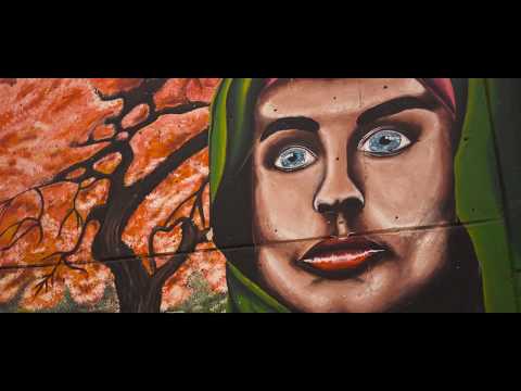 Hector La Ley - La Moda (Video Oficial)