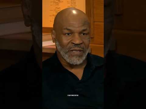Mike Tyson Scares Tucker Carlson 😳