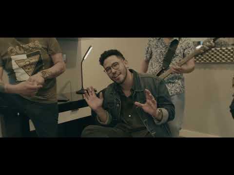 La Pionera ft. La Maquinaria Norteña - Chachachá (Cover)